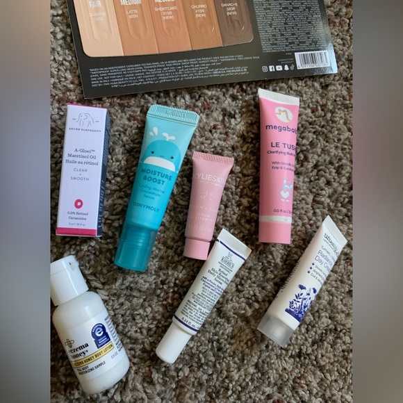 Huge Bundle NEW 38 Pcs Skincare & Makeup Lots Mix - Picture 8 of 10